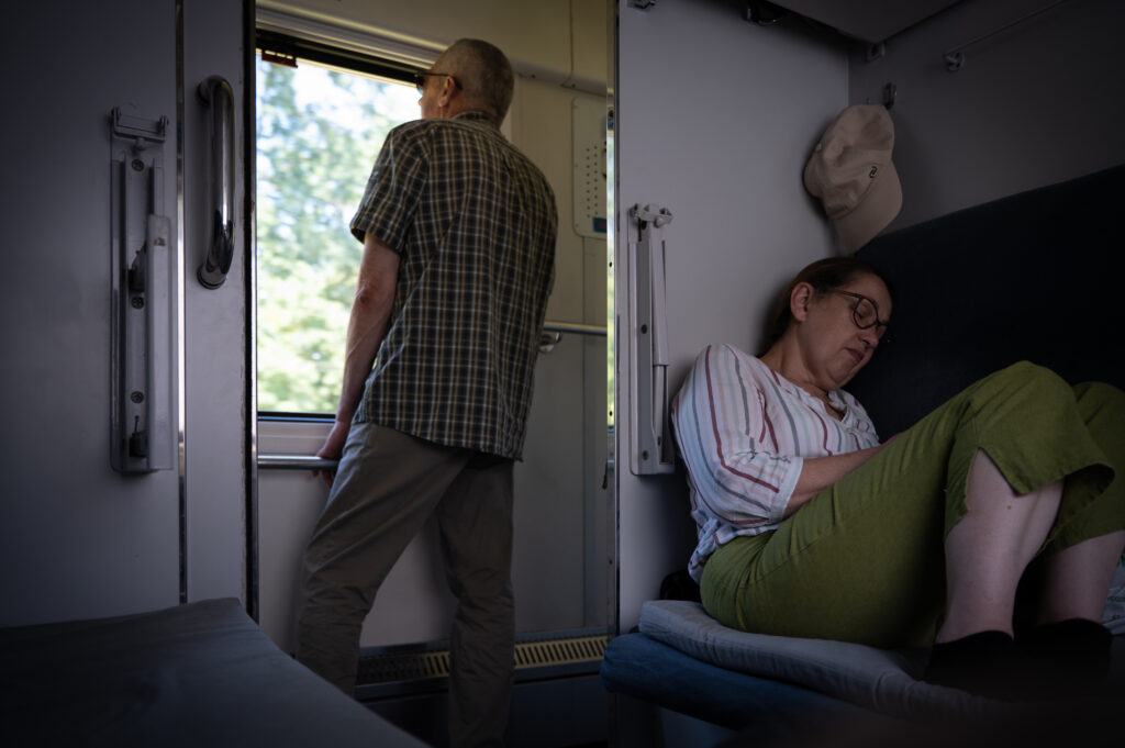 Ellen De - Quiet Resistance - Couple in ukrzaliznytsia sleeper train Ukraine