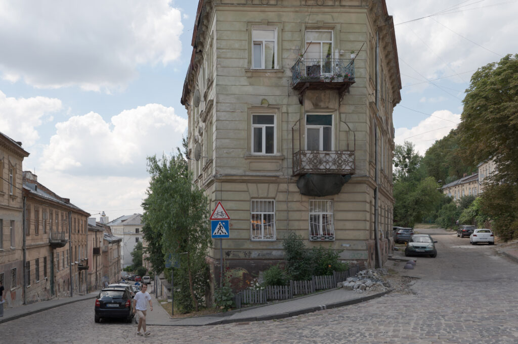 Ellen De - Quiet Resistance - Ukraine - Lviv